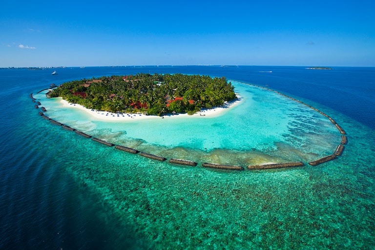 7 best places to stay in Maldives while on a honeymoon! Best Places to visit in Maldives